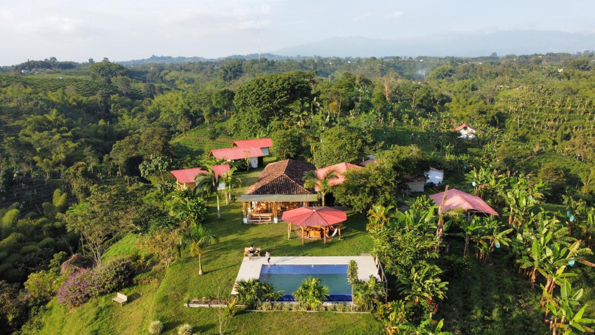 Tukawa Hostel ฟิลานเดีย ภายนอก รูปภาพ