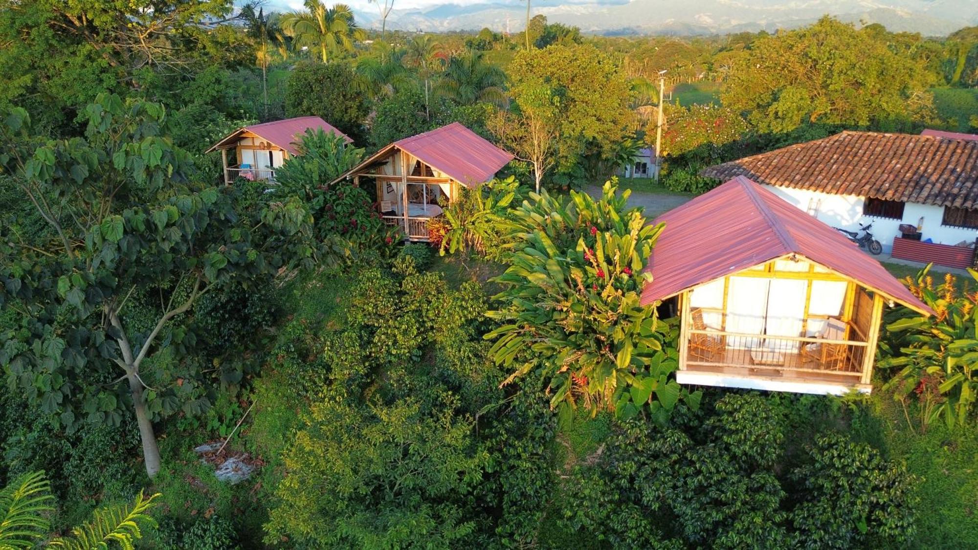 Tukawa Hostel ฟิลานเดีย ภายนอก รูปภาพ